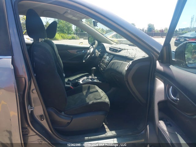 5N1AT2MT7GC749250 Nissan Rogue