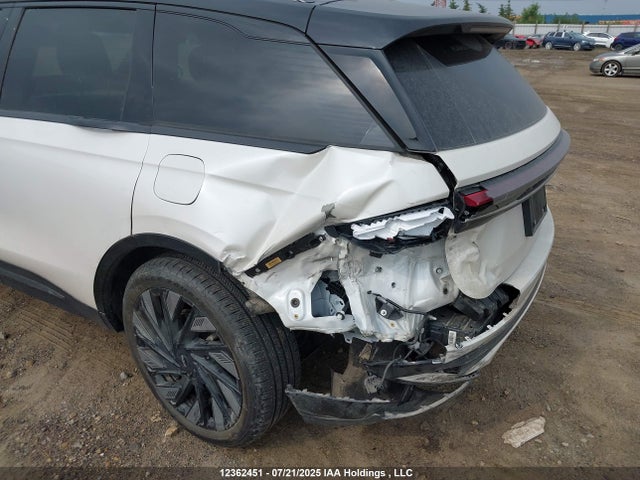 5LMPJ8KA4SJ883476 Lincoln gtdi a