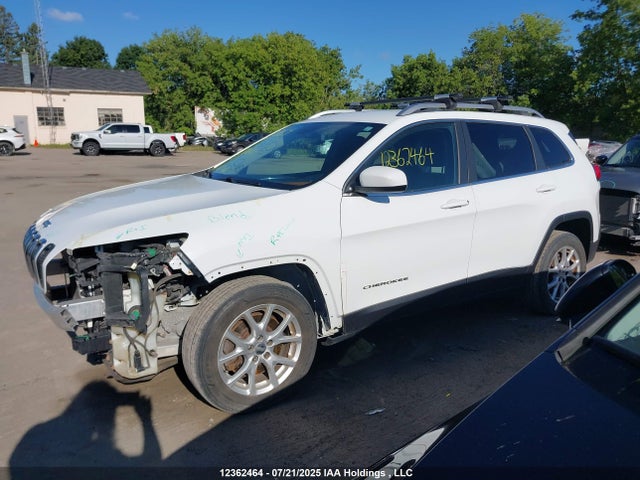 1C4PJLCB8EW234272 Jeep Cherokee