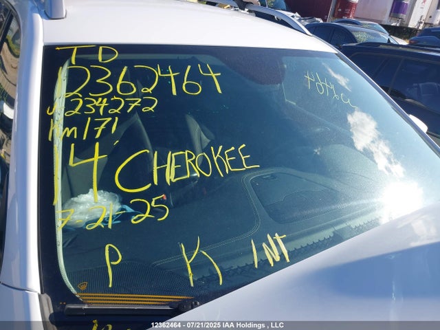 1C4PJLCB8EW234272 Jeep Cherokee