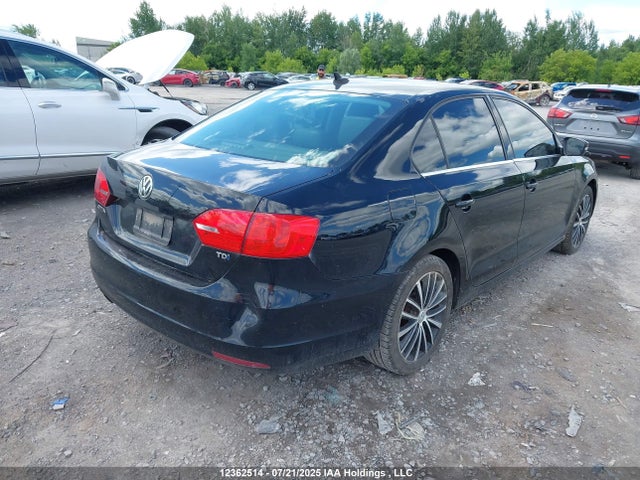 3VW3L7AJ6EM365773 Volkswagen Tdi