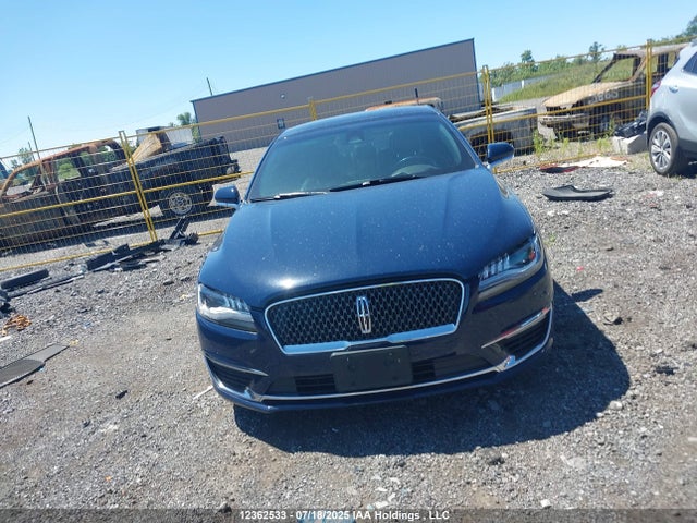 Lincoln 3.0l W/prem 2018 3LN6L5FC2JR618675 Image 13