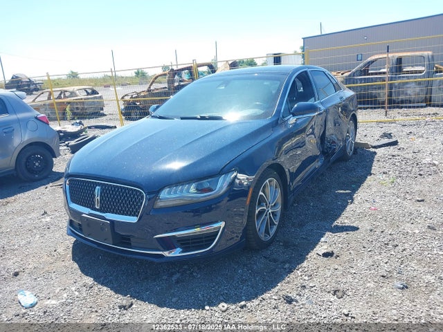 Lincoln 3.0l W/prem 2018 3LN6L5FC2JR618675 Image 2