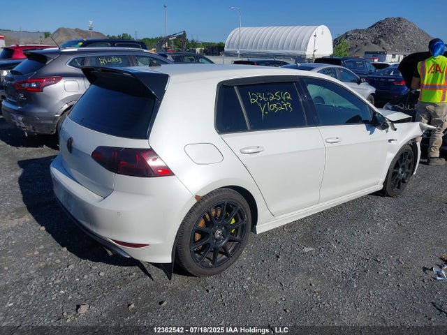 WVWUF7AU9GW103273 Volkswagen Golf R