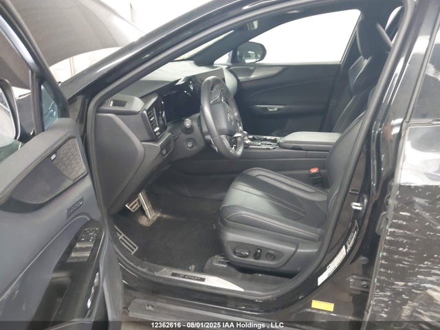 2T2KGCEZ5NC009542 Lexus t24a-fts