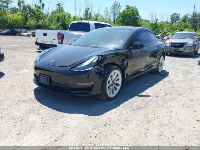 5YJ3E1EB4NF311826 Tesla MODEL 3