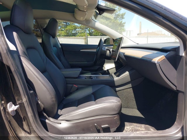 5YJ3E1EB4NF311826 Tesla MODEL 3