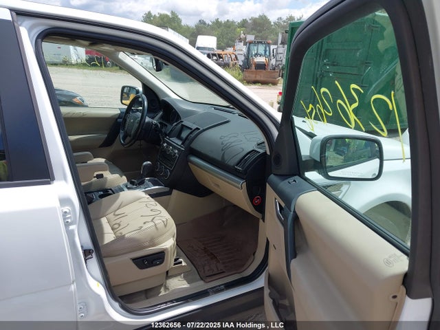 SALFR2BG8FH427838 Land Rover Lev2 Ulev