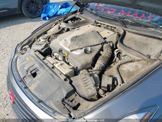 JN1CV6FE3FM810909 Infiniti 2015