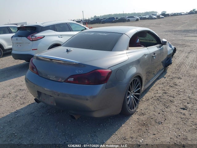 JN1CV6FE3FM810909 Infiniti 2015