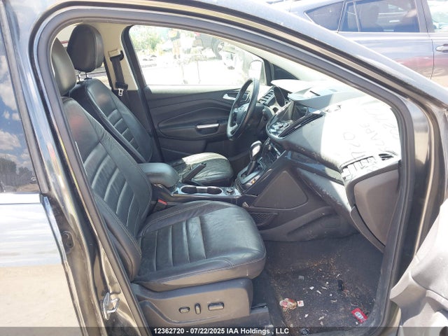 1FMCU9J95GUC02947 Ford Escape