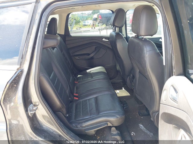 1FMCU9J95GUC02947 Ford Escape