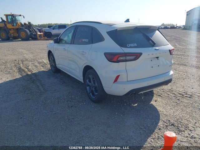 1FMCU9MN2RUA76039 Ford Escape St Line