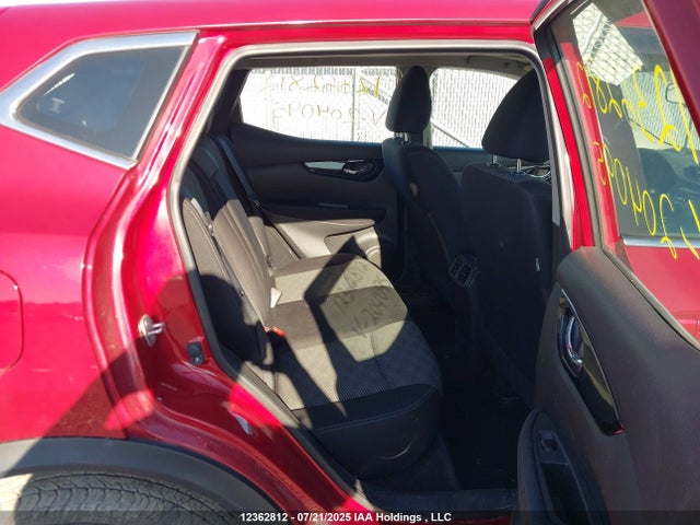 JN1BJ1CR4JW204095 Nissan ROGUE SPORT