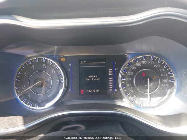 1C3CCCAB0FN601012 Chrysler 200