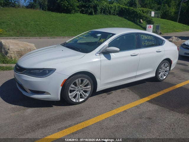1C3CCCAB0FN601012 Chrysler 200
