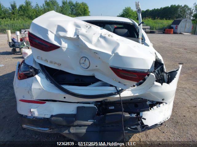 W1K5J4HB1SN528092 Mercedes-Benz m260