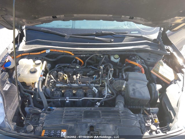 1FMCU9DZ3MUA40808 Ford hev/phev