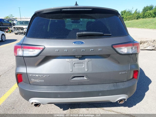 1FMCU9DZ3MUA40808 Ford hev/phev