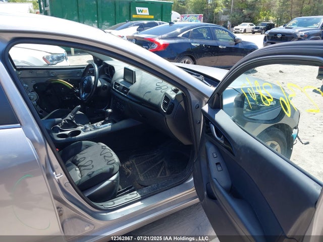 JM1BM1V7XE1166083 Mazda pe
