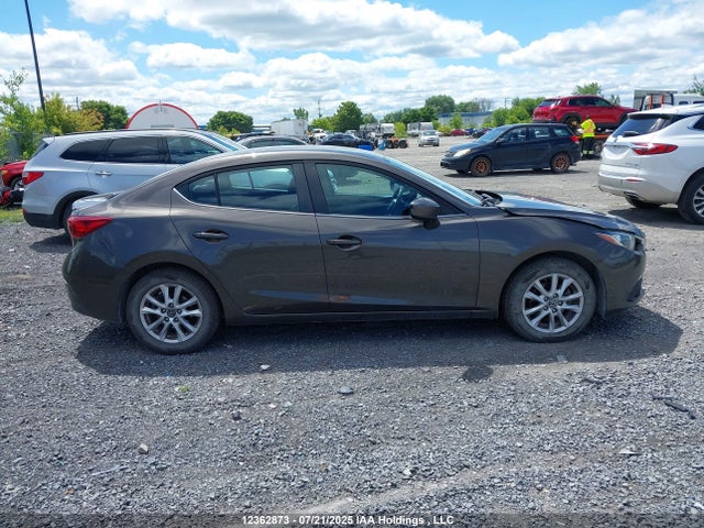 3MZBM1V78FM143175 Mazda pe