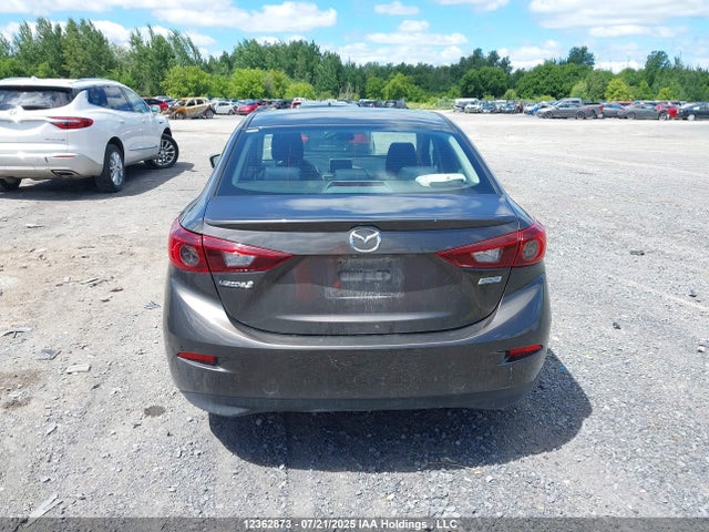 3MZBM1V78FM143175 Mazda pe