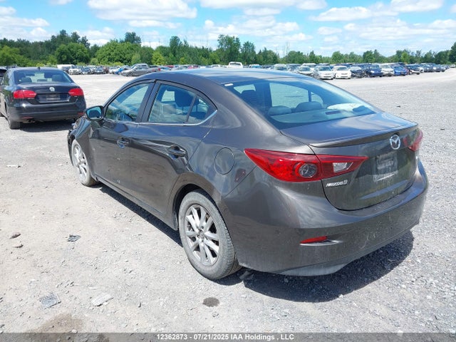 3MZBM1V78FM143175 Mazda pe