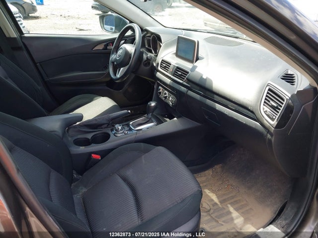 3MZBM1V78FM143175 Mazda pe