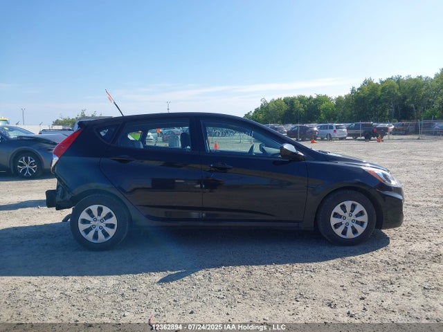 KMHCT5AEXHU354698 Hyundai 2017