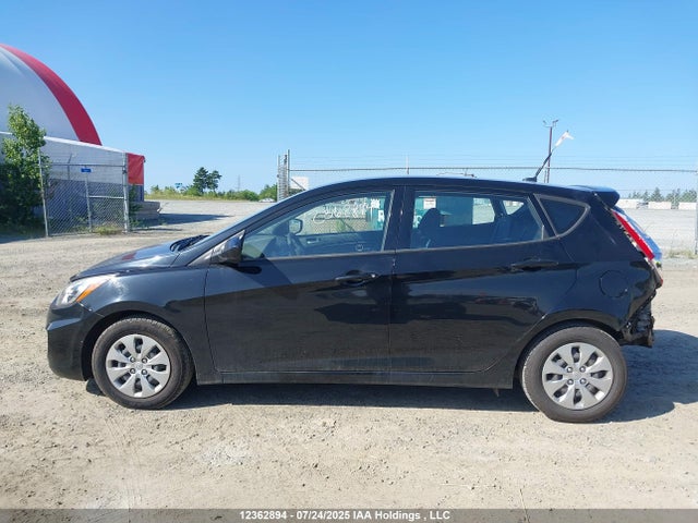 KMHCT5AEXHU354698 Hyundai 2017