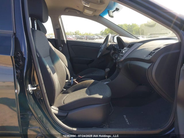KMHCT5AEXHU354698 Hyundai 2017