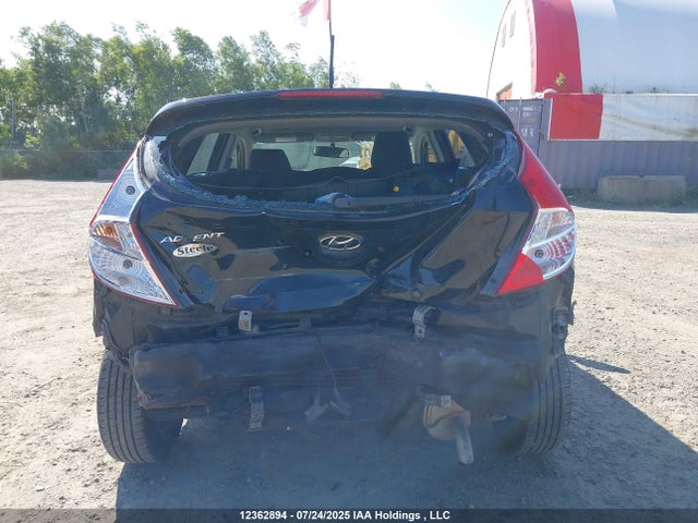 KMHCT5AEXHU354698 Hyundai 2017
