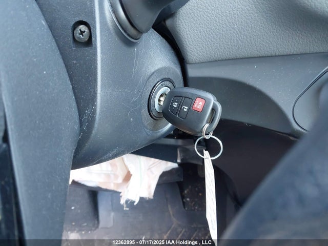 VNKKTUD34KA104068 Toyota 1nz-fe