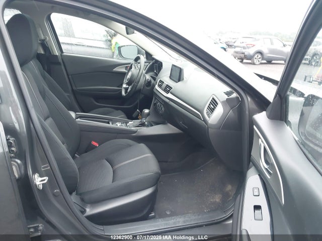 JM1BN1L74J1157714 Mazda pe