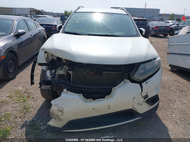 5N1AT2MV1FC818417 Nissan Rogue