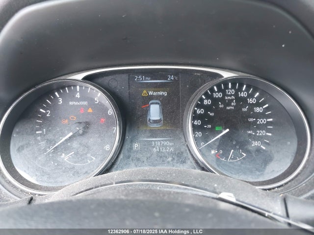 5N1AT2MV1FC818417 Nissan Rogue