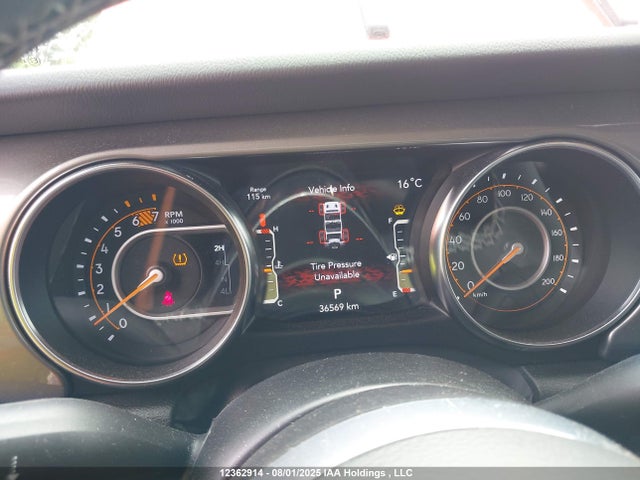 1C4HJXEG5PW632367 Jeep Wrangler