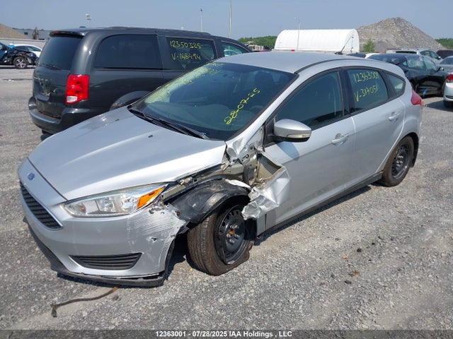 1FADP3K26GL317051 Ford 2016