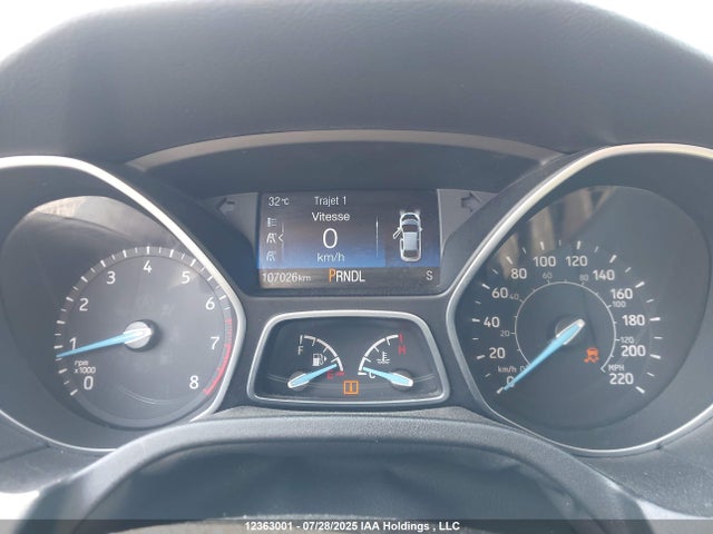 1FADP3K26GL317051 Ford 2016