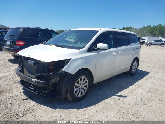 KNDMA5C1XH6326378 KIA 2017