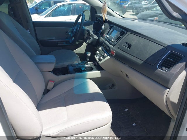 KNDMA5C1XH6326378 KIA 2017