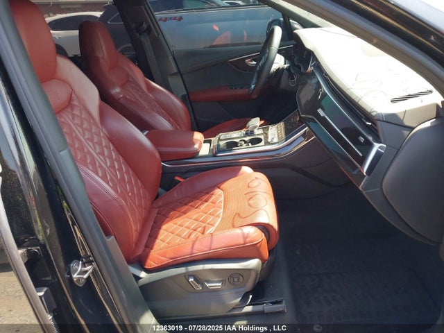 WA1AWBF79ND001435 Audi SQ7