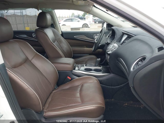 5N1DL0MM3HC515490 Infiniti 2017