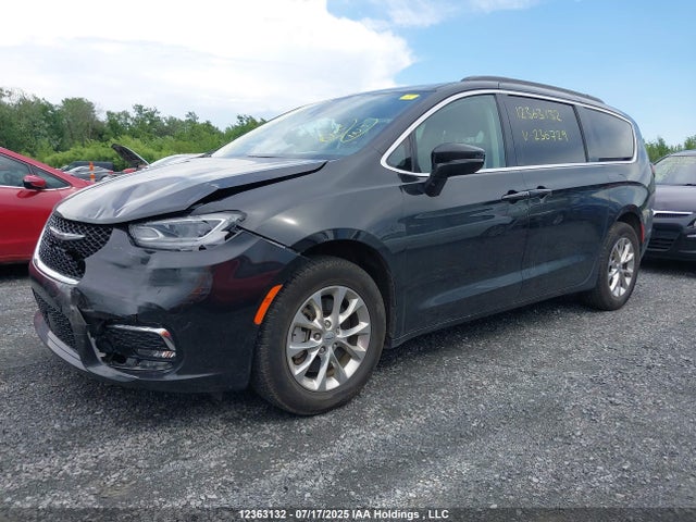 Chrysler 2022 2022 2C4RC3BG3NR236729 Image 2