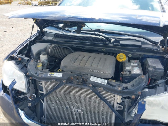 2C4RC1CG9FR504350 Chrysler Town and Country