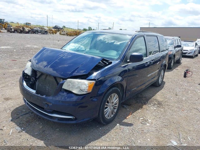 2C4RC1CG9FR504350 Chrysler Town and Country