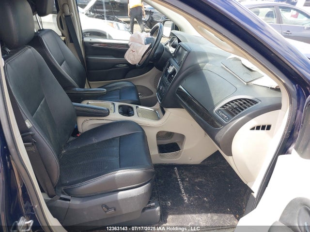 2C4RC1CG9FR504350 Chrysler Town and Country