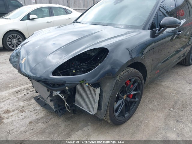 Porsche 2024 2024 WP1AF2A54RLB56903 Image 18