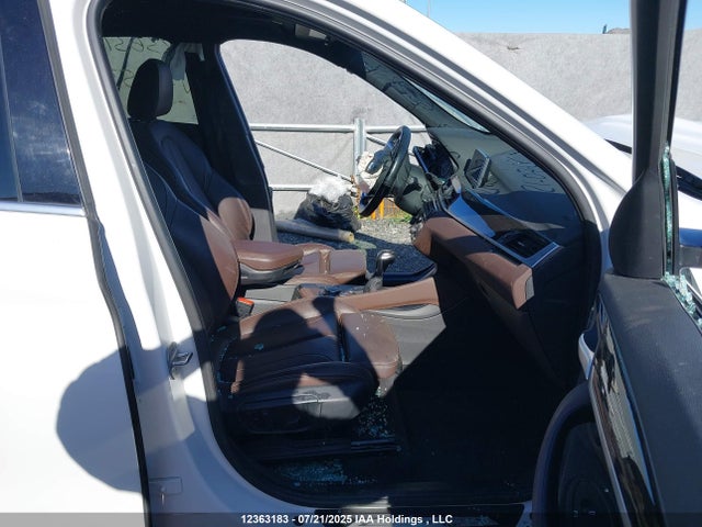 WBXHT3C39H5F85375 BMW 2017
