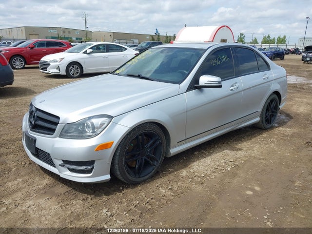WDDGF8AB7EA908528 Mercedes-Benz C-Class